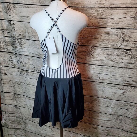 Selfiego Swimsuit One Piece Size XL NWT - Picture 3 of 8